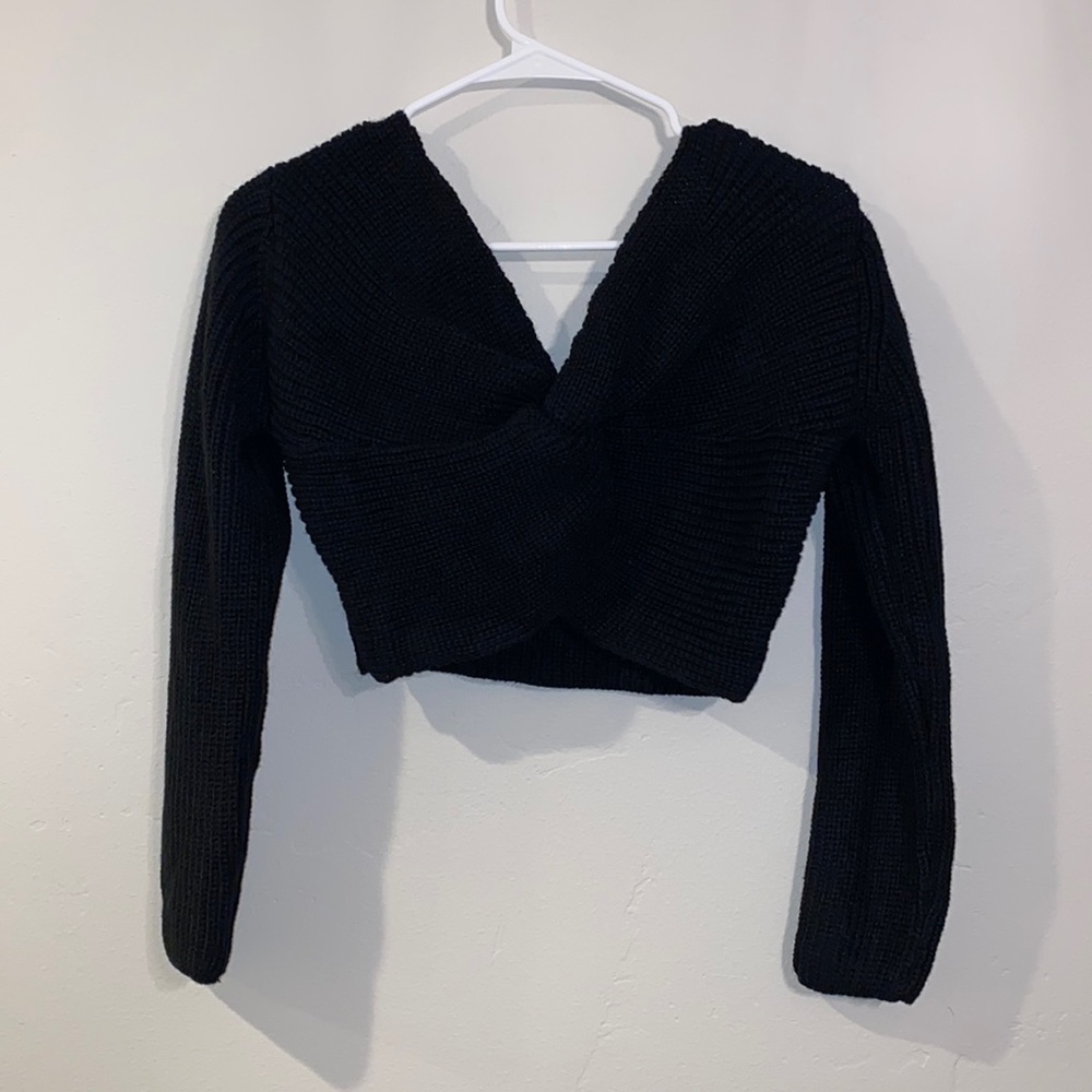 Black Knotted Front Cropped Sweater